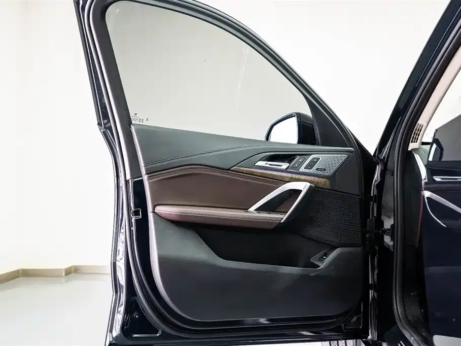 BMW X1 2025 из CN, фото 3