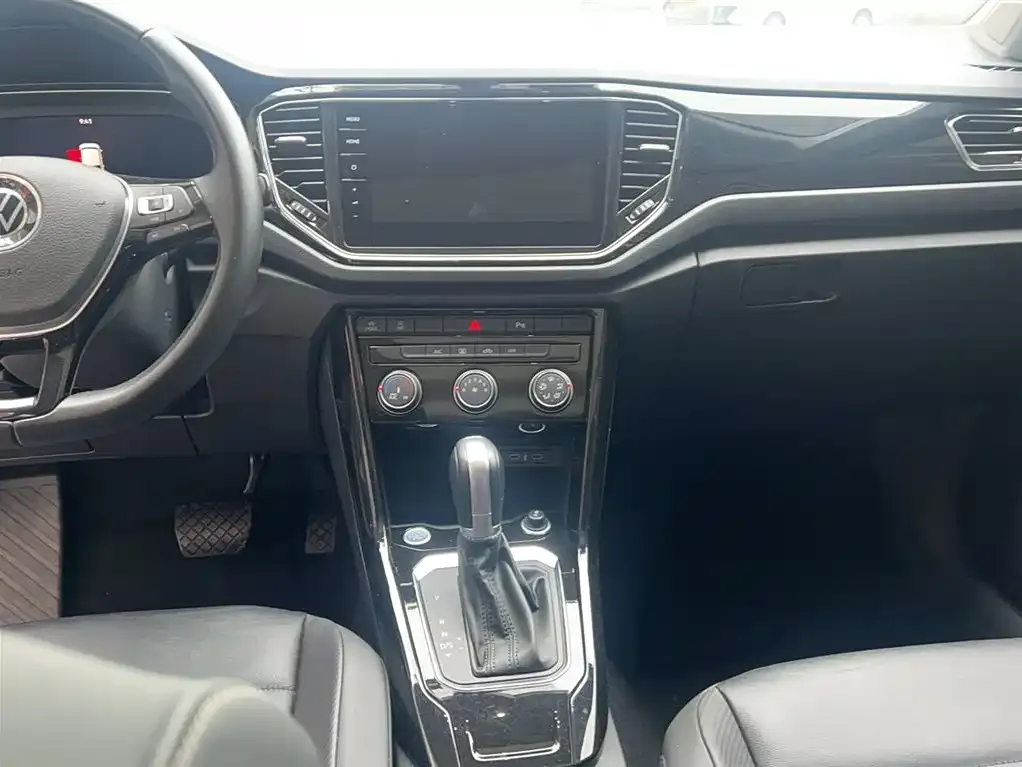 Volkswagen T-Roc 2023 из CN, фото 5