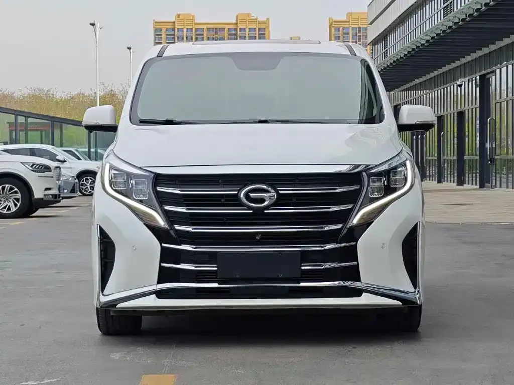 GAC Motor Trumpchi M8 — фото 3
