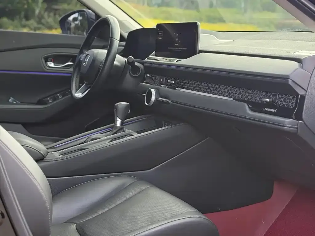 Honda Accord — фото 10