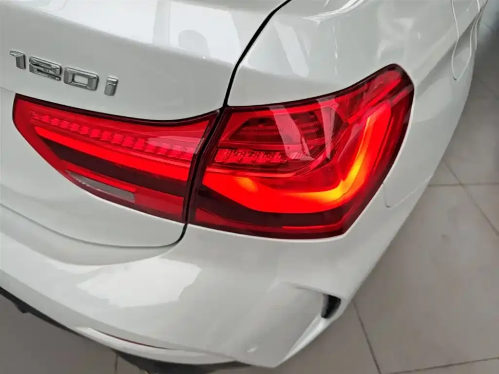 BMW 1 Series — фото 2