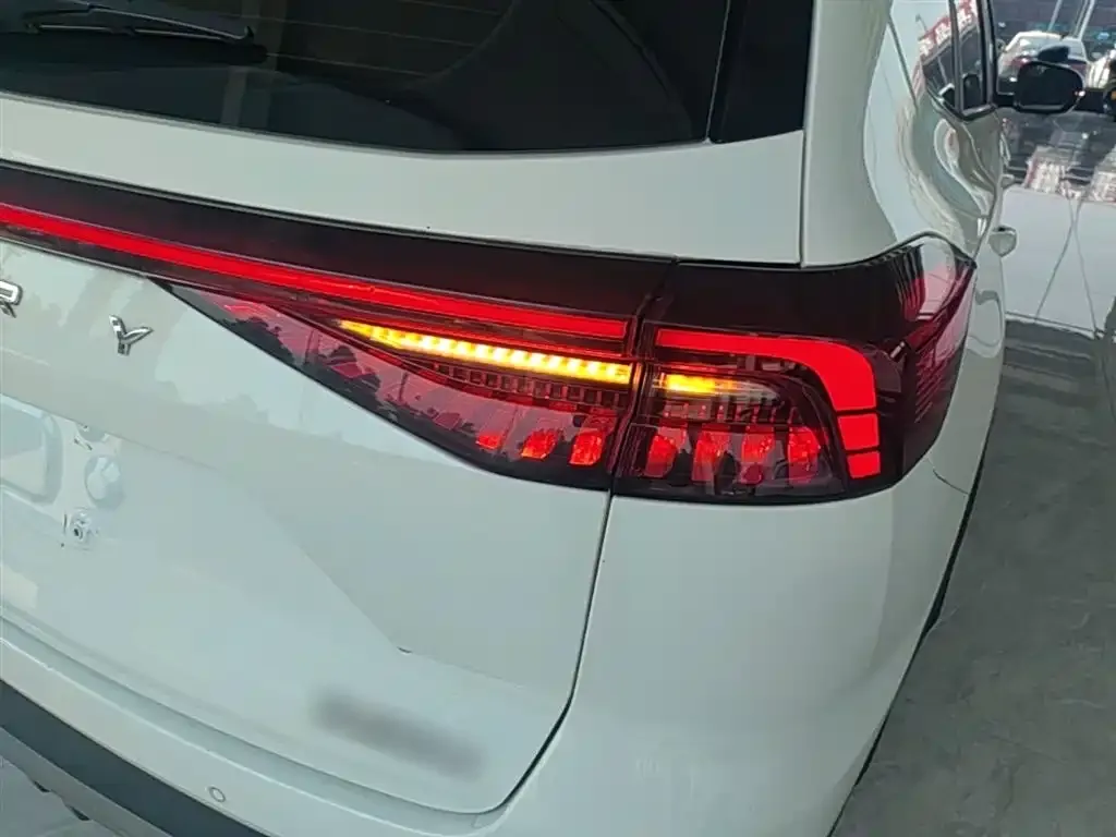 Chery Tiggo 8 PRO — фото 2