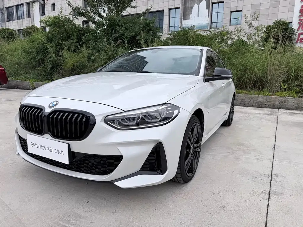 BMW 1 Series 2023 из CN, фото 9