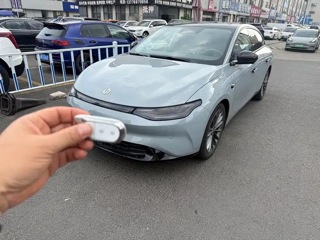 Leapmotor C01