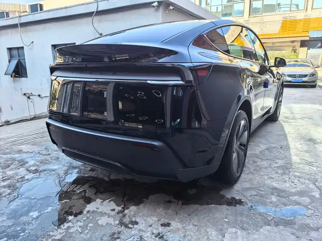 Tesla Model Y 2026 из CN, фото 5