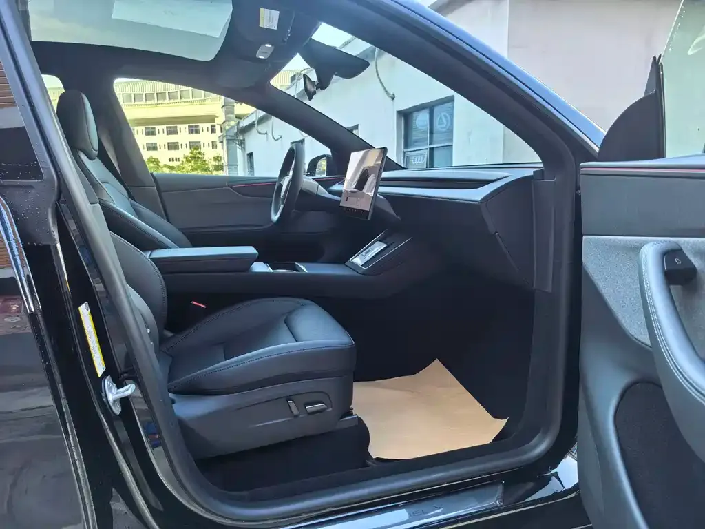 Tesla Model Y 2026 из CN, фото 9