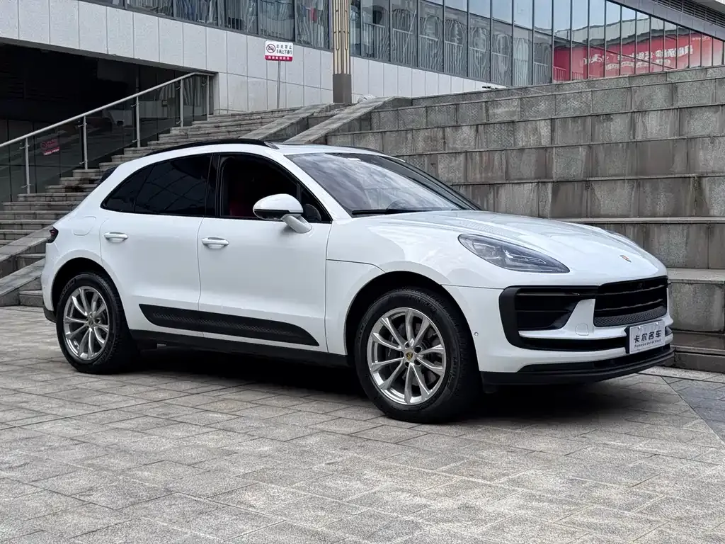 Porsche Macan — фото 5