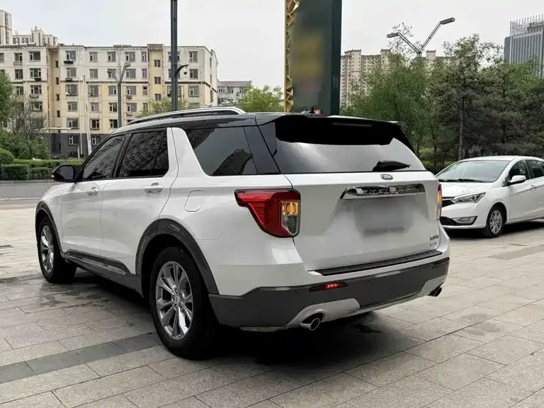 Ford Explorer 2021 из CN, фото 6