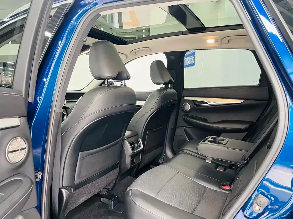 Infiniti QX50 2021 из CN, фото 4