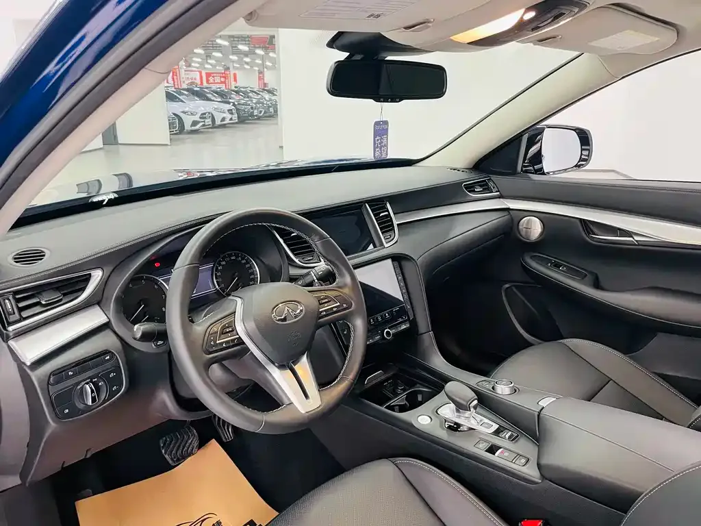 Infiniti QX50 2021 из CN, фото 2