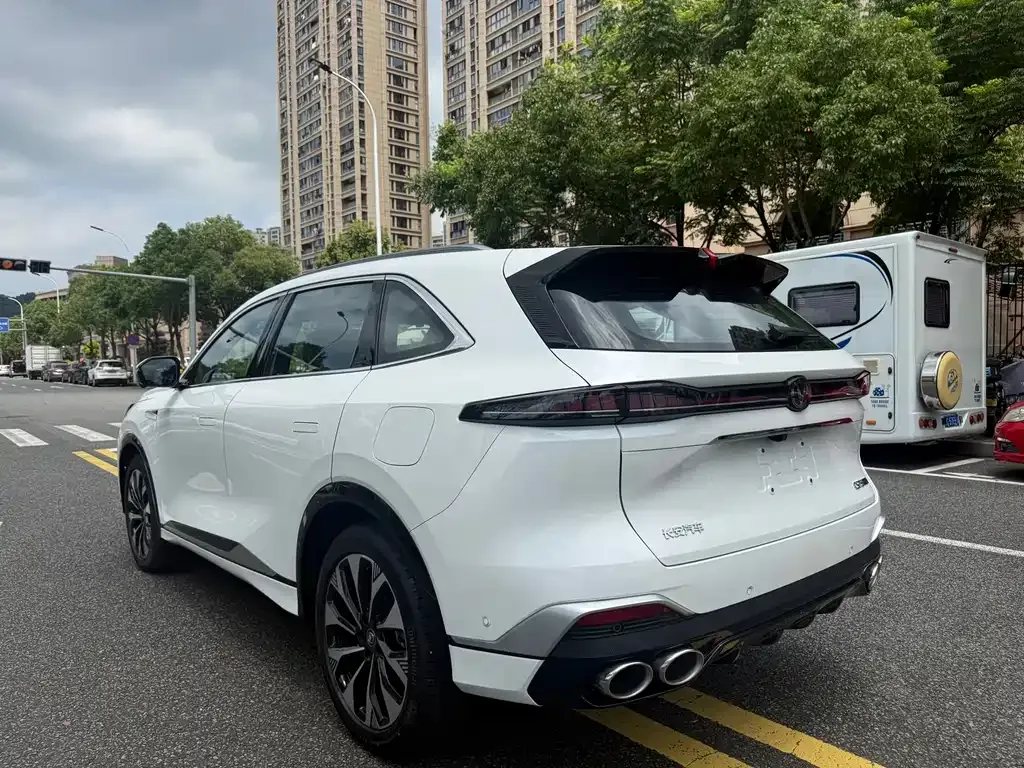 Changan CS75PLUS — фото 4