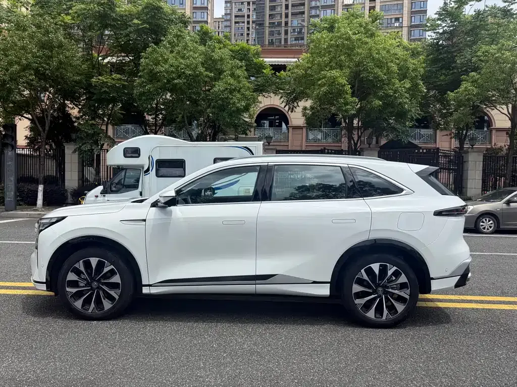 Changan CS75PLUS — фото 6