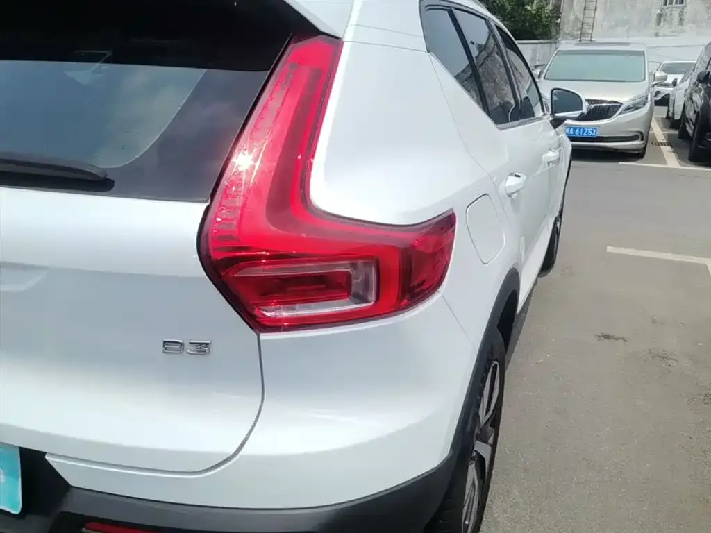 Volvo XC40 2023 из CN, фото 9