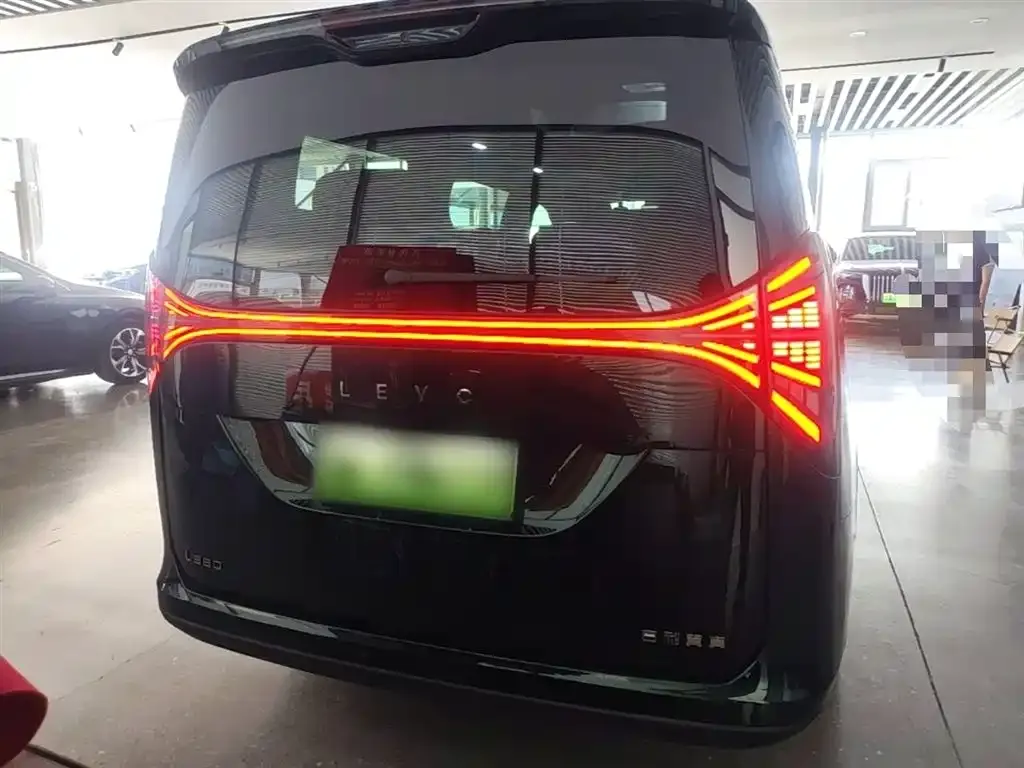Geely Yizhen L380 2025 из CN, фото 6