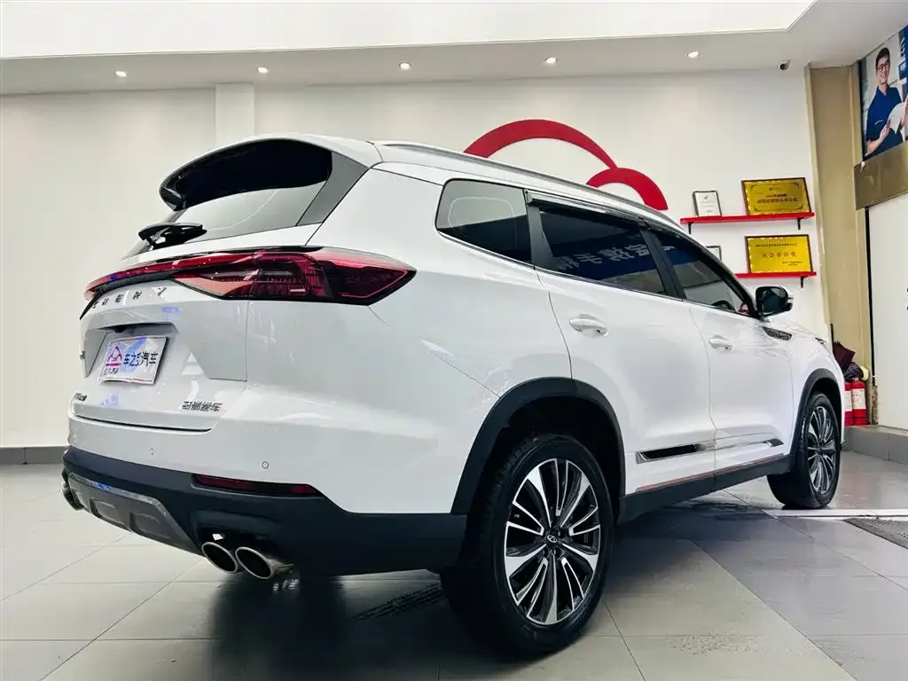 Chery Tiggo 8 PRO — фото 10