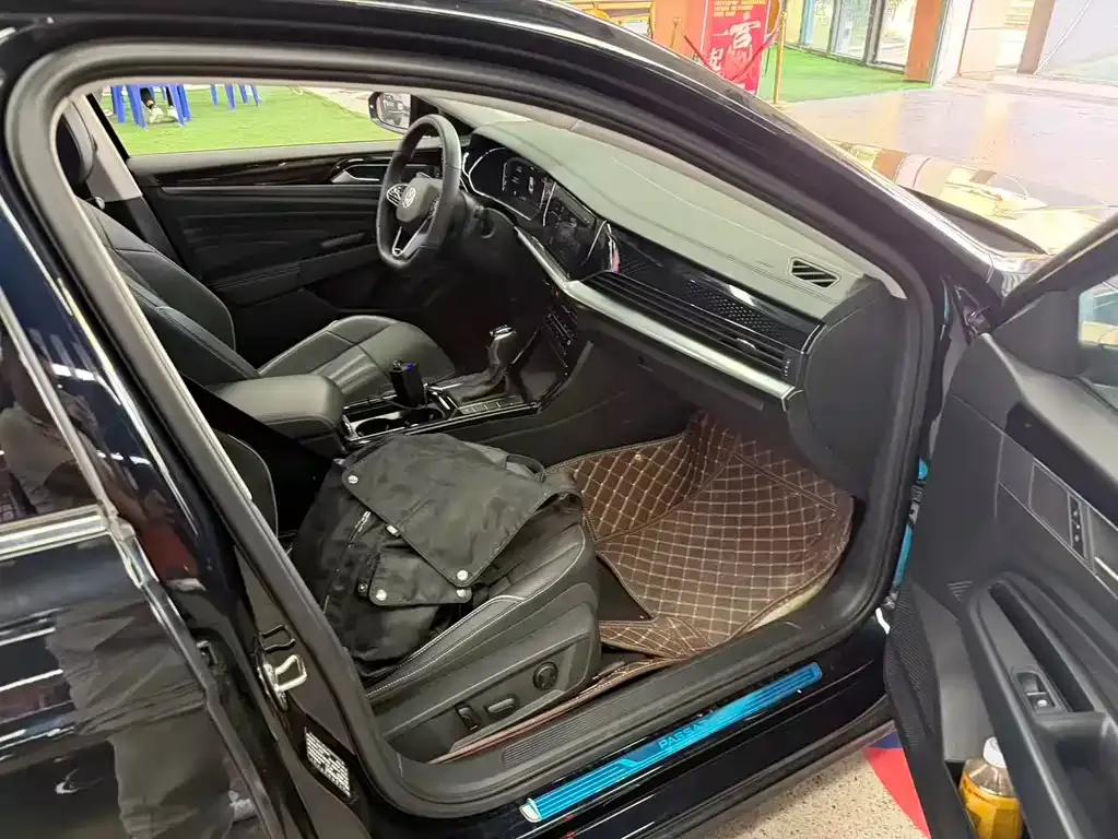Volkswagen Passat — фото 3