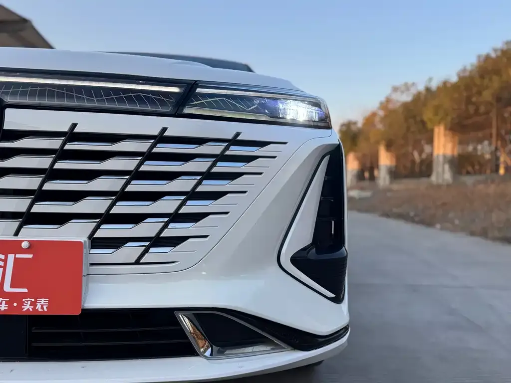 Changan CS75PLUS — фото 10