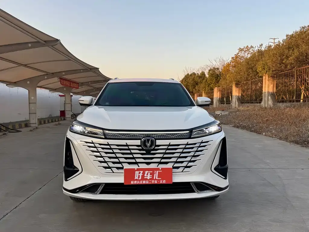 Changan CS75PLUS — фото 4