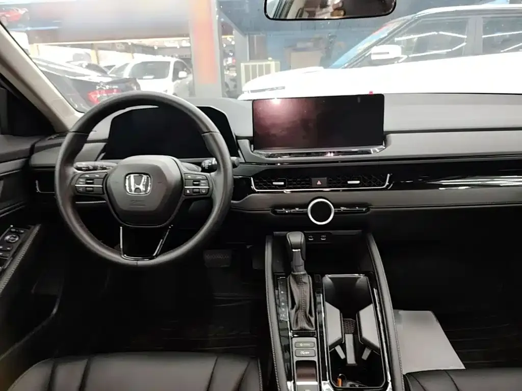 Honda Inspire — фото 5