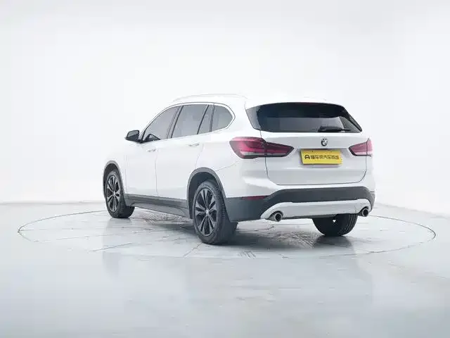 BMW X1 2021 из CN, фото 3
