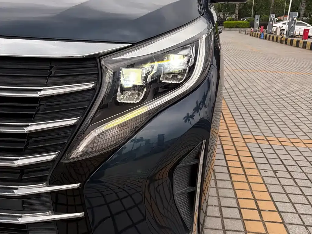 GAC Motor Trumpchi M8 — фото 2