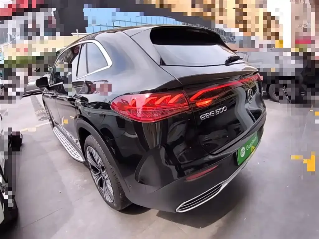Mercedes-Benz EQE SUV — фото 2