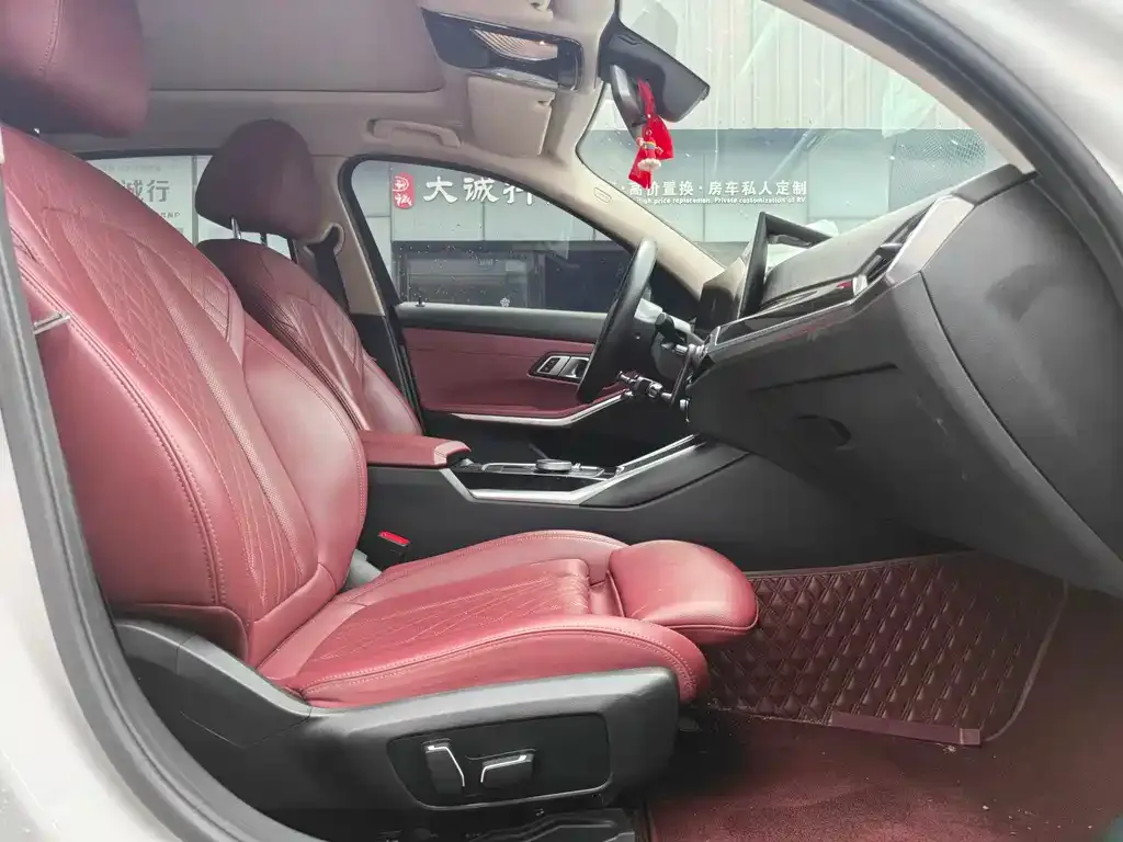 BMW i3 2024 из CN, фото 3