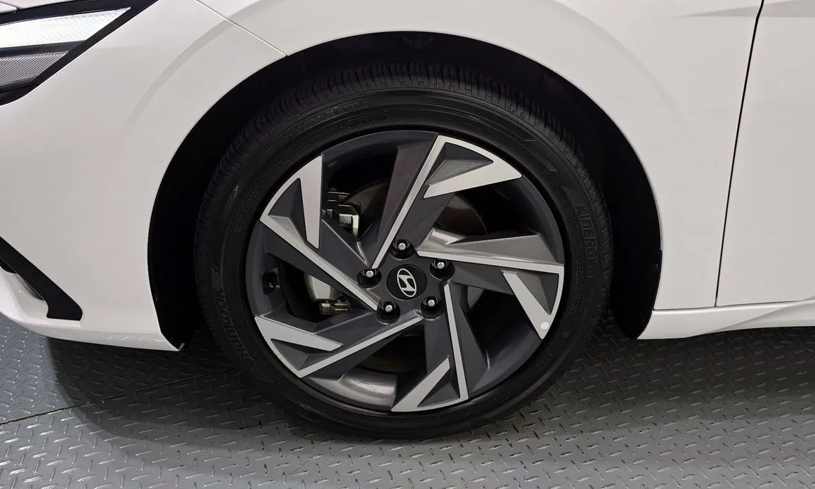 Hyundai AVANTE 2026 из KR, фото 3