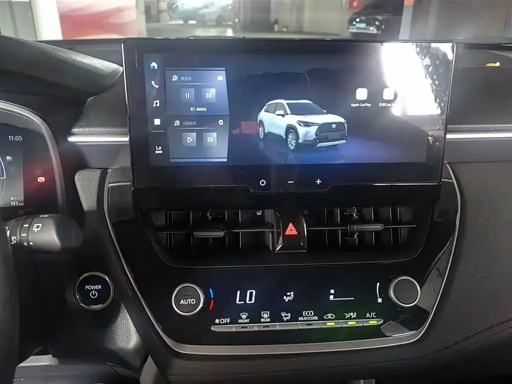 Toyota Corolla Cross — фото 8