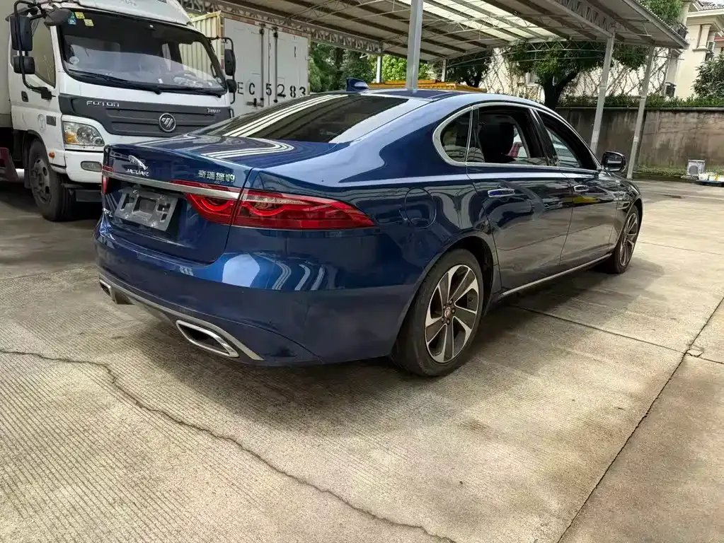 Jaguar XFL 2022 из CN, фото 9
