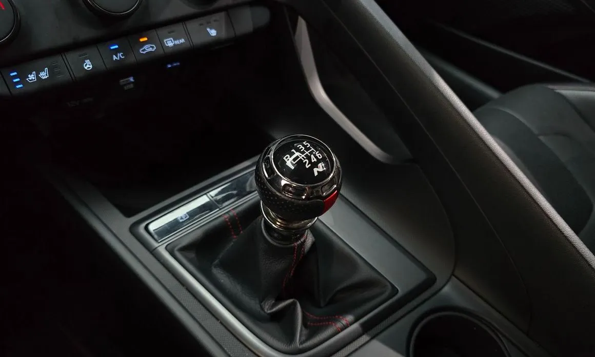 Hyundai AVANTE 2021 из KR, фото 4