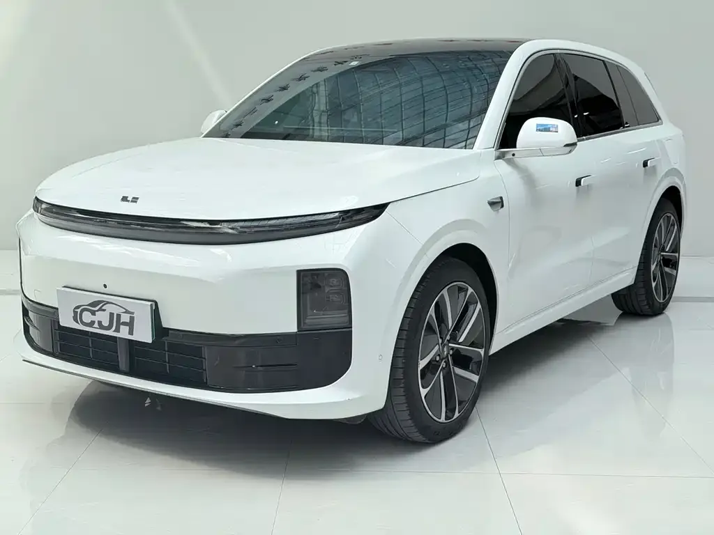 Li Auto L6