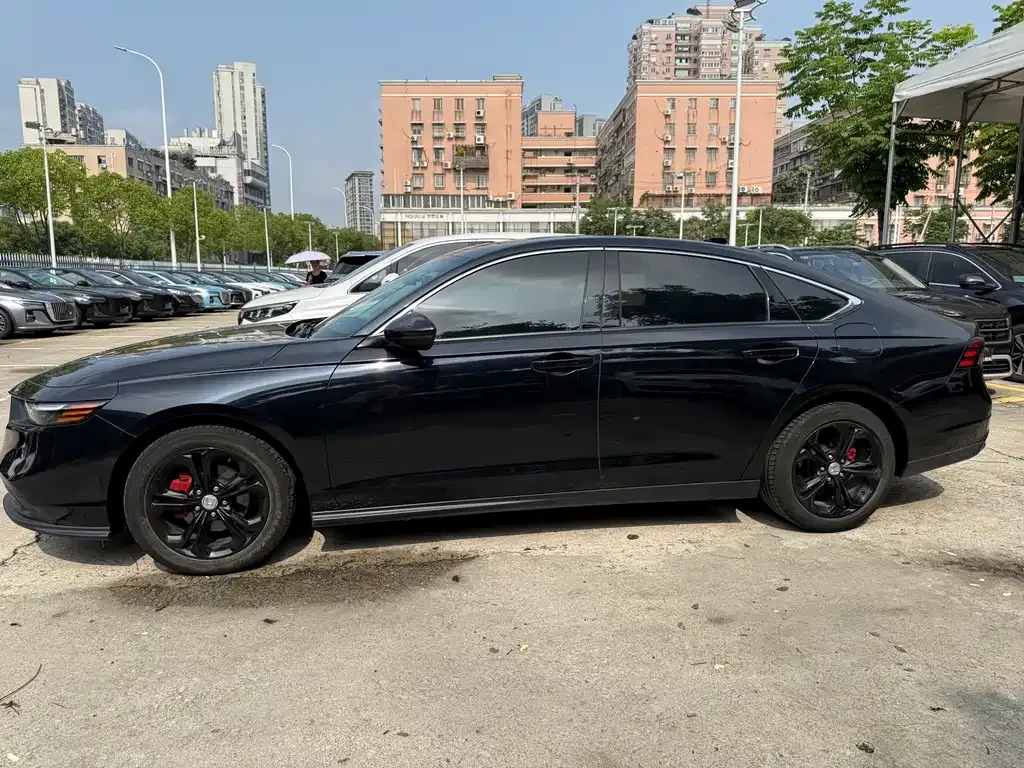 Honda Accord 2024 из CN, фото 7
