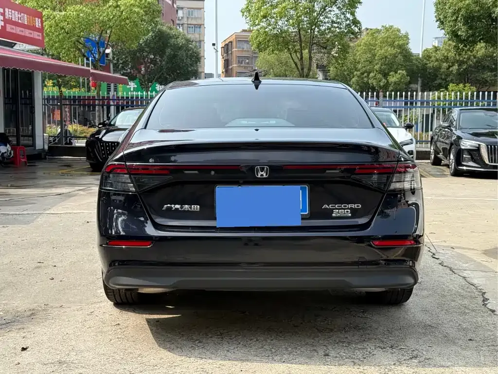 Honda Accord 2024 из CN, фото 5