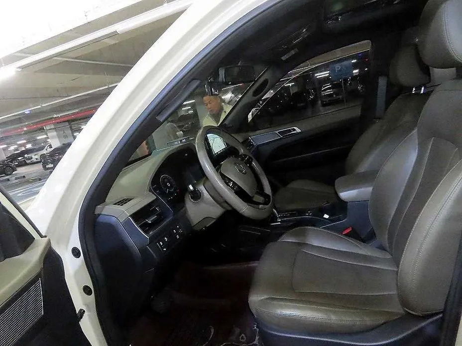 KG Mobility (Ssangyong) Rexton — фото 8