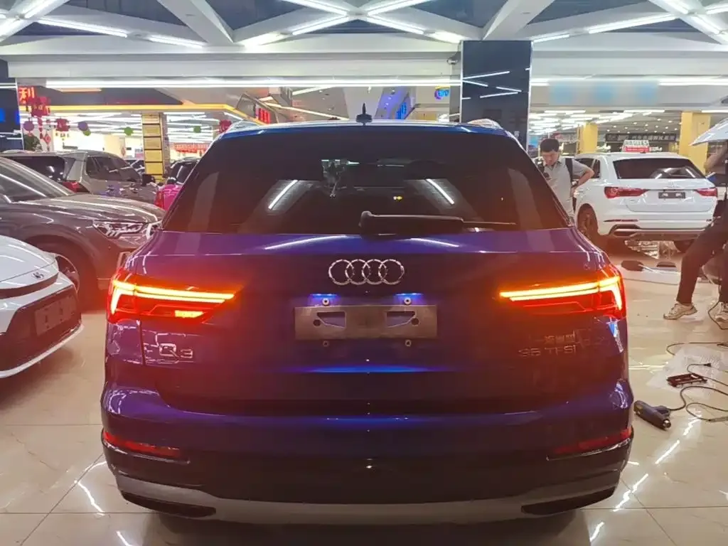 Audi Q3 — фото 5