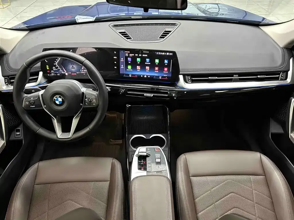 BMW X1 — фото 10