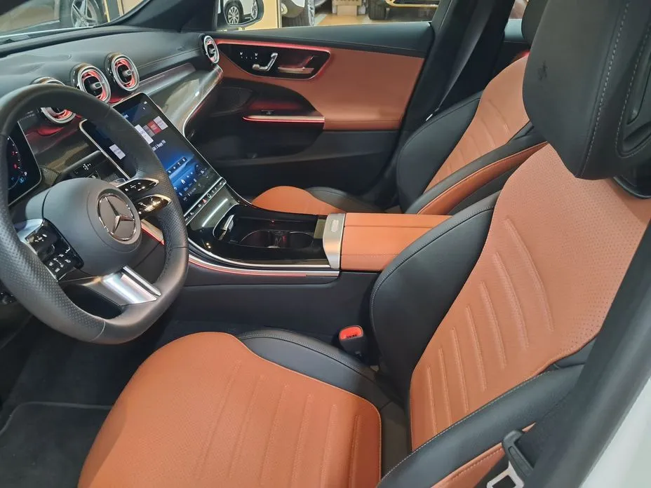 Mercedes-Benz C-Class 2025 из KR, фото 2