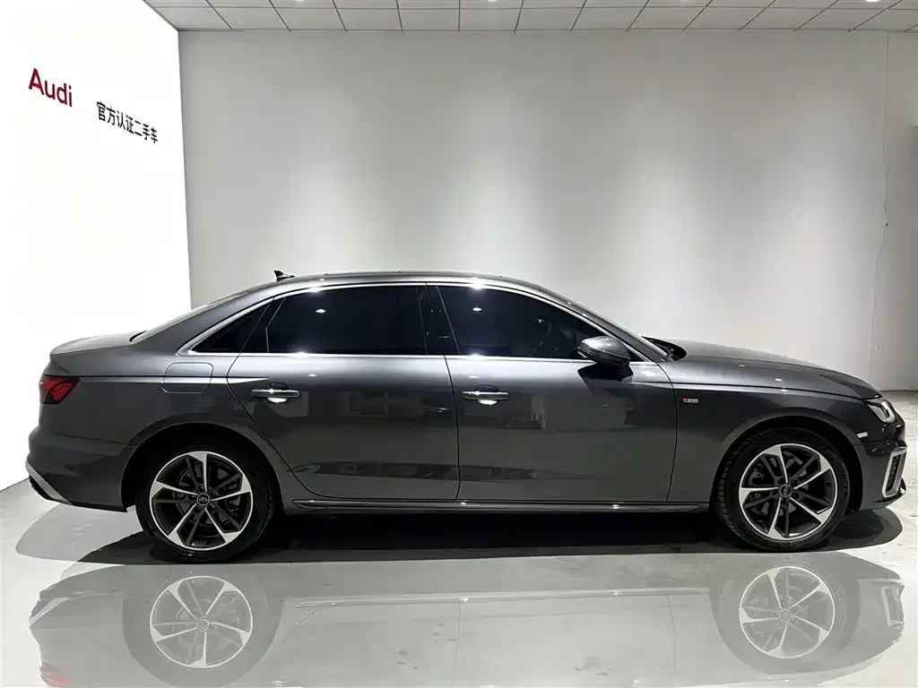 Audi A4L — фото 4