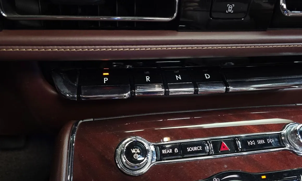 Lincoln Aviator 2023 из KR, фото 8