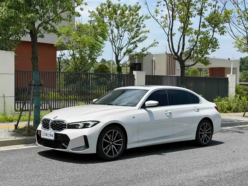 BMW 3 Series — фото 1