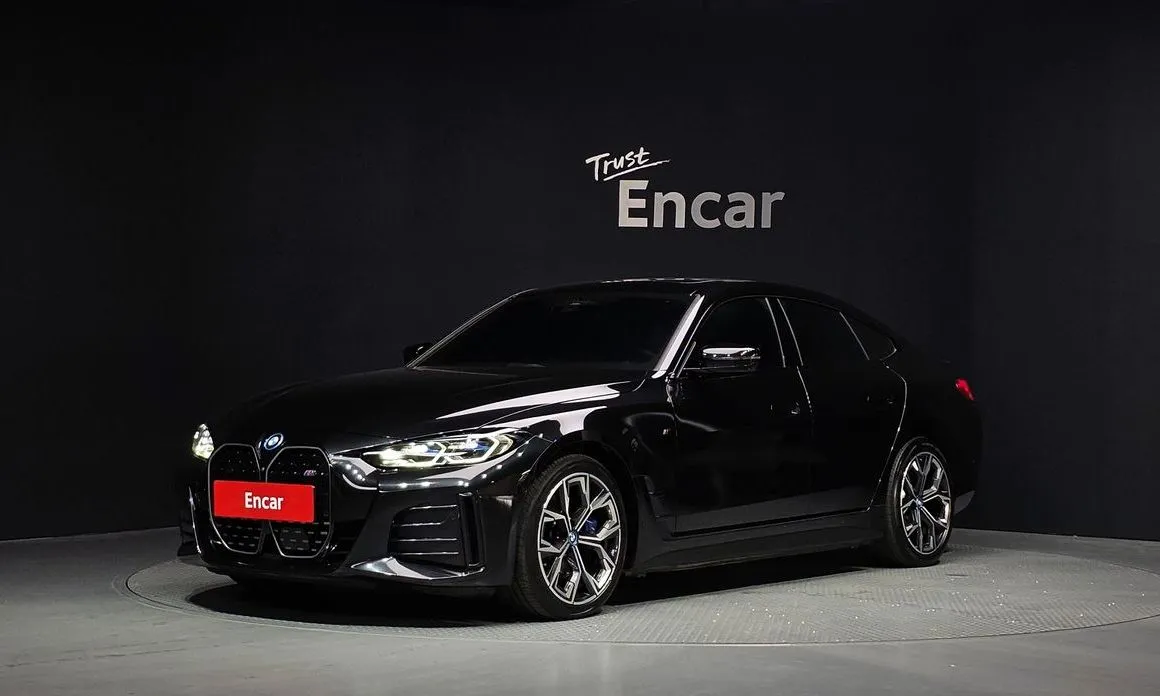 BMW i4