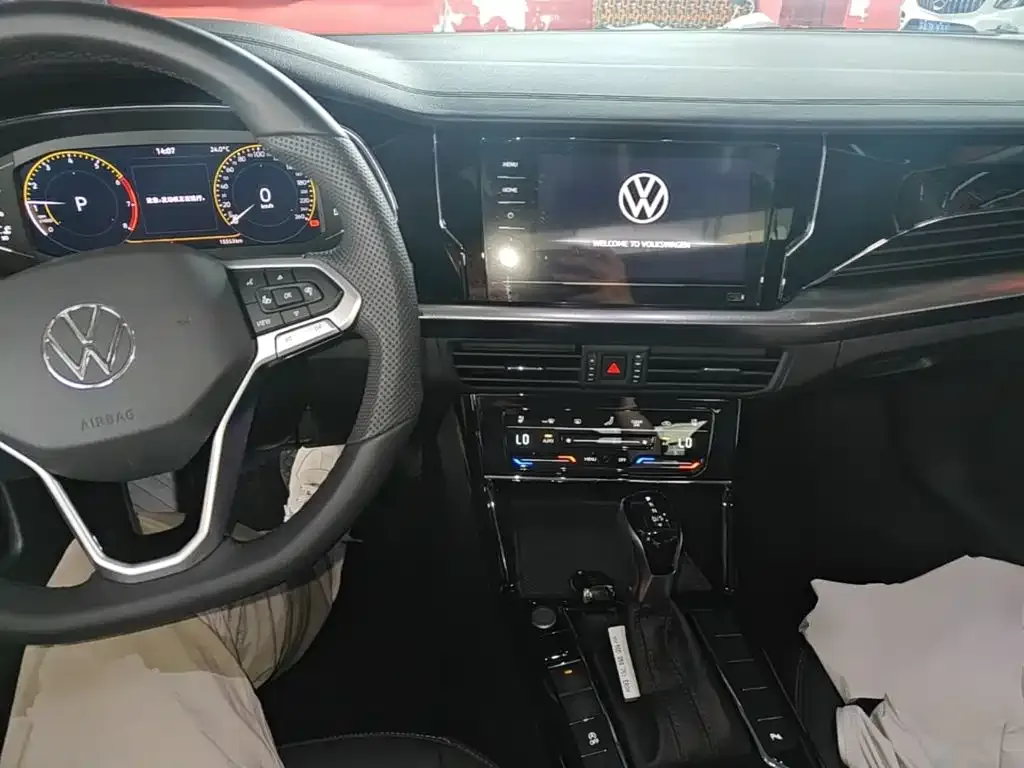 Volkswagen Passat — фото 6