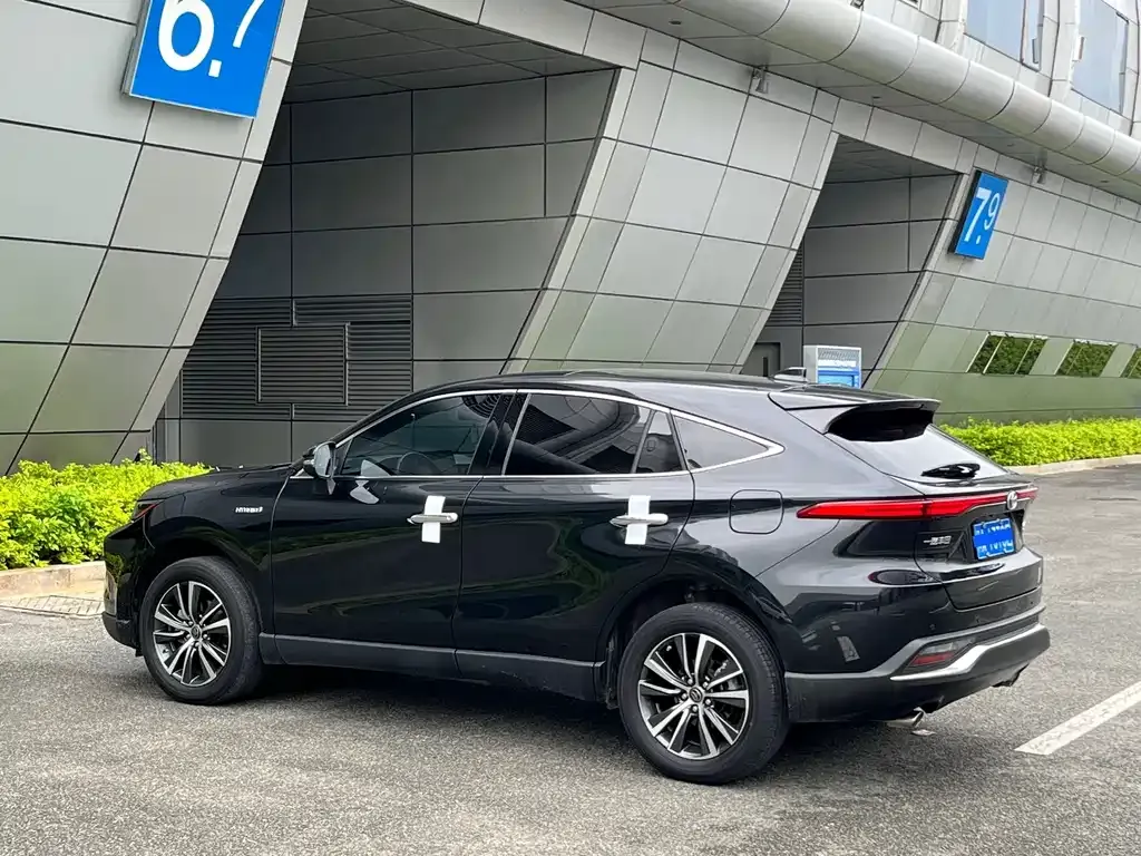 Toyota Harrier — фото 9