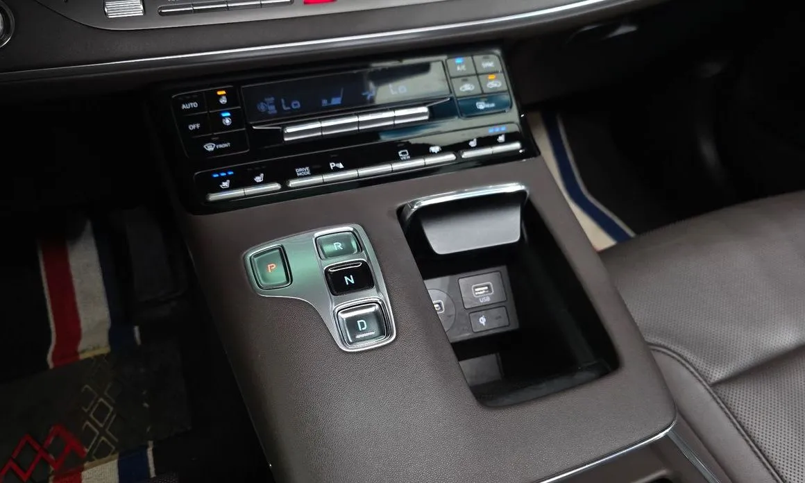 Hyundai Grandeur — фото 10