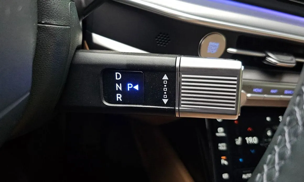 Hyundai Grandeur 2023 из KR, фото 3
