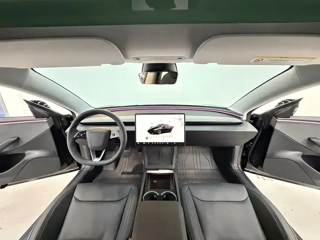 Tesla Model 3 — фото 6