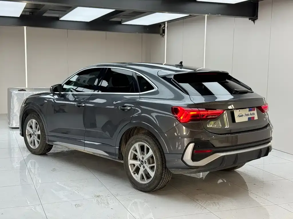 Audi Q3 Sportback 2022 из CN, фото 8