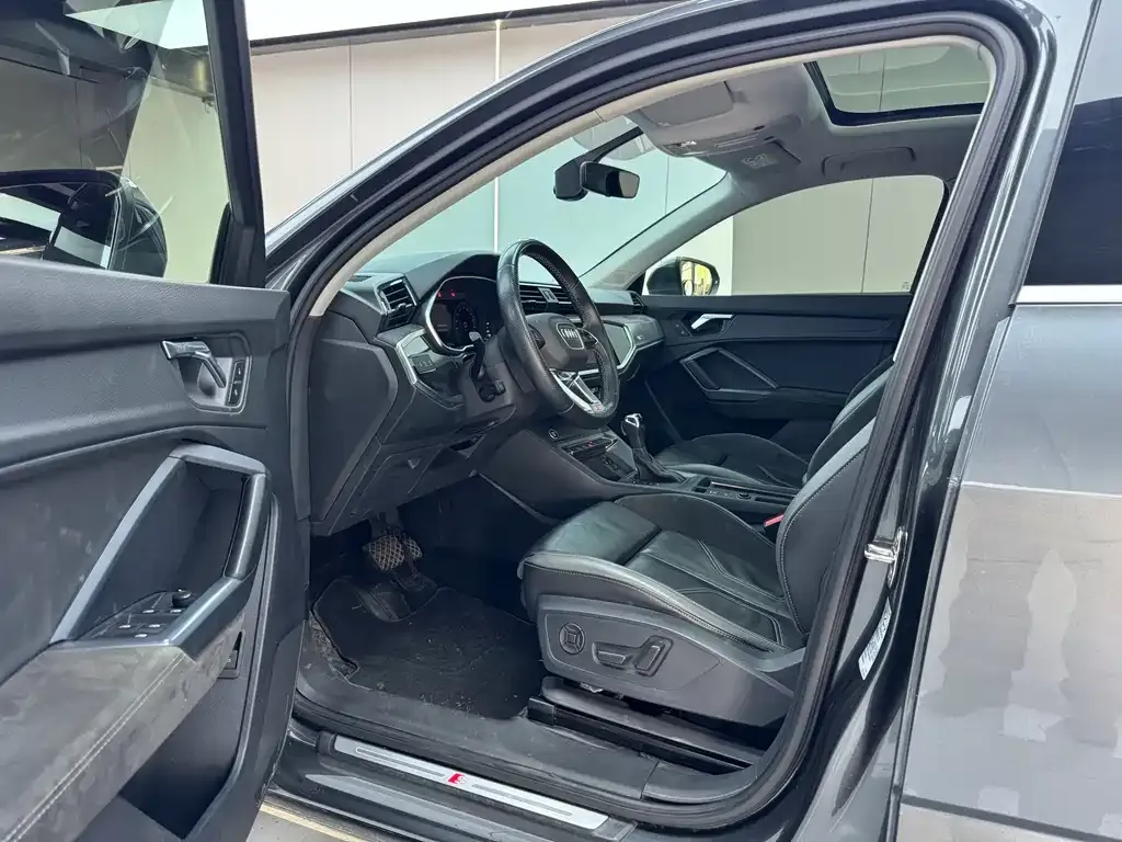 Audi Q3 Sportback 2022 из CN, фото 6