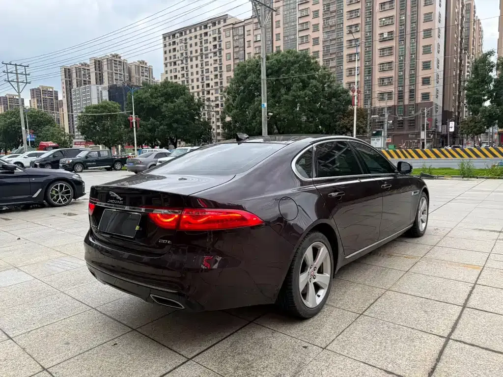 Jaguar XFL 2021 из CN, фото 10